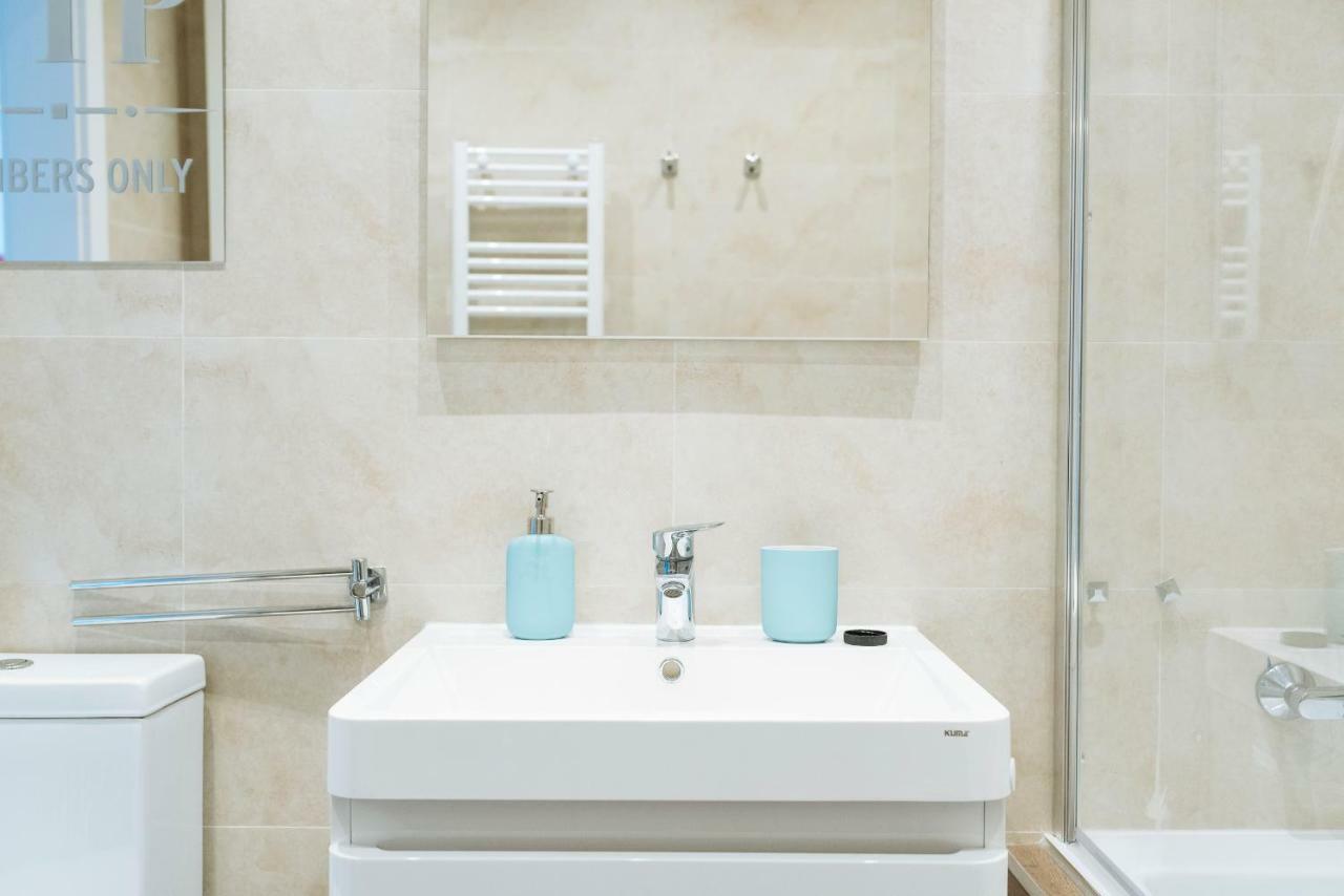 Апартаменти Luxury Flat 9 Near Metro Бухарест Екстер'єр фото
